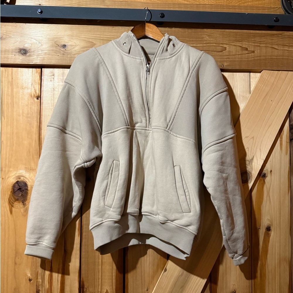 Bundle! Joah Brown Beige Heavy Cotton half-zip sweater with SET Active shorts